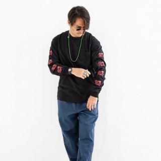 <img class='new_mark_img1' src='https://img.shop-pro.jp/img/new/icons20.gif' style='border:none;display:inline;margin:0px;padding:0px;width:auto;' />Love Tony pocket LS tee