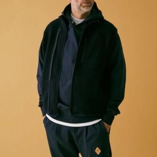 <img class='new_mark_img1' src='https://img.shop-pro.jp/img/new/icons20.gif' style='border:none;display:inline;margin:0px;padding:0px;width:auto;' />Marced Wool Vest