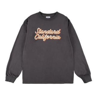 <img class='new_mark_img1' src='https://img.shop-pro.jp/img/new/icons2.gif' style='border:none;display:inline;margin:0px;padding:0px;width:auto;' />SD Heavyweight Modern Twist Signs Logo Long Sleeve T