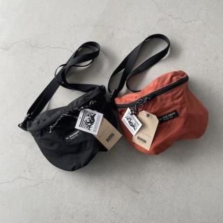 <img class='new_mark_img1' src='https://img.shop-pro.jp/img/new/icons2.gif' style='border:none;display:inline;margin:0px;padding:0px;width:auto;' />ONE PANEL BAG