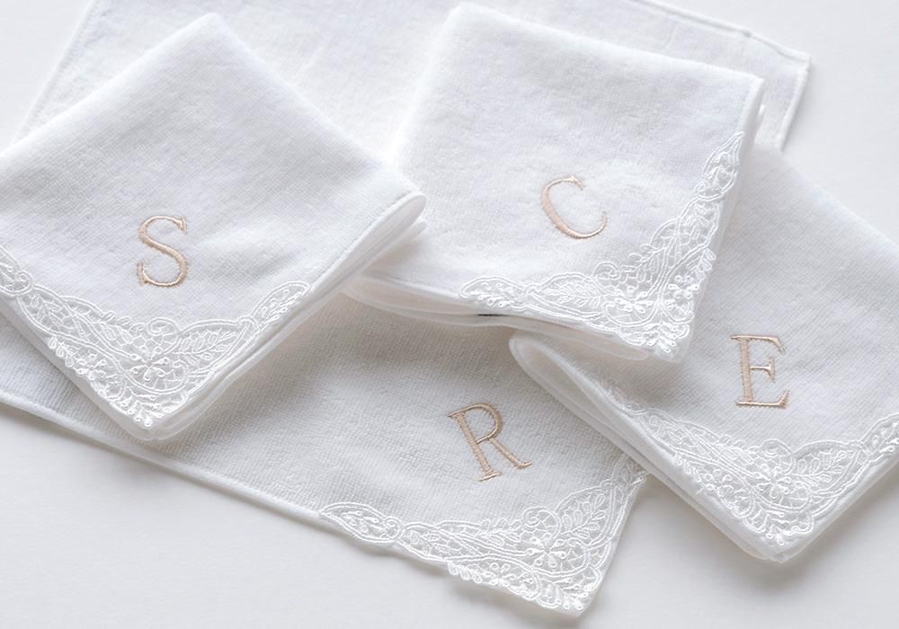 グレのハンカチ 潤いのタオル｜クレシェンド｜イニシャルレース ハンカチ