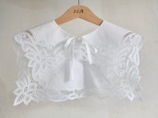 Antique Lace Bib Salor