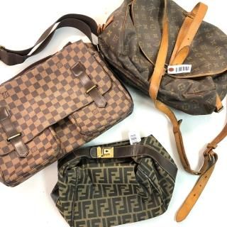 極美品】FENDI トートバッグ ズッキーノ パテントレザー ゴールド金具 極美品】FENDI トートバッグ ズッキーノ パテントレザー ゴールド金具