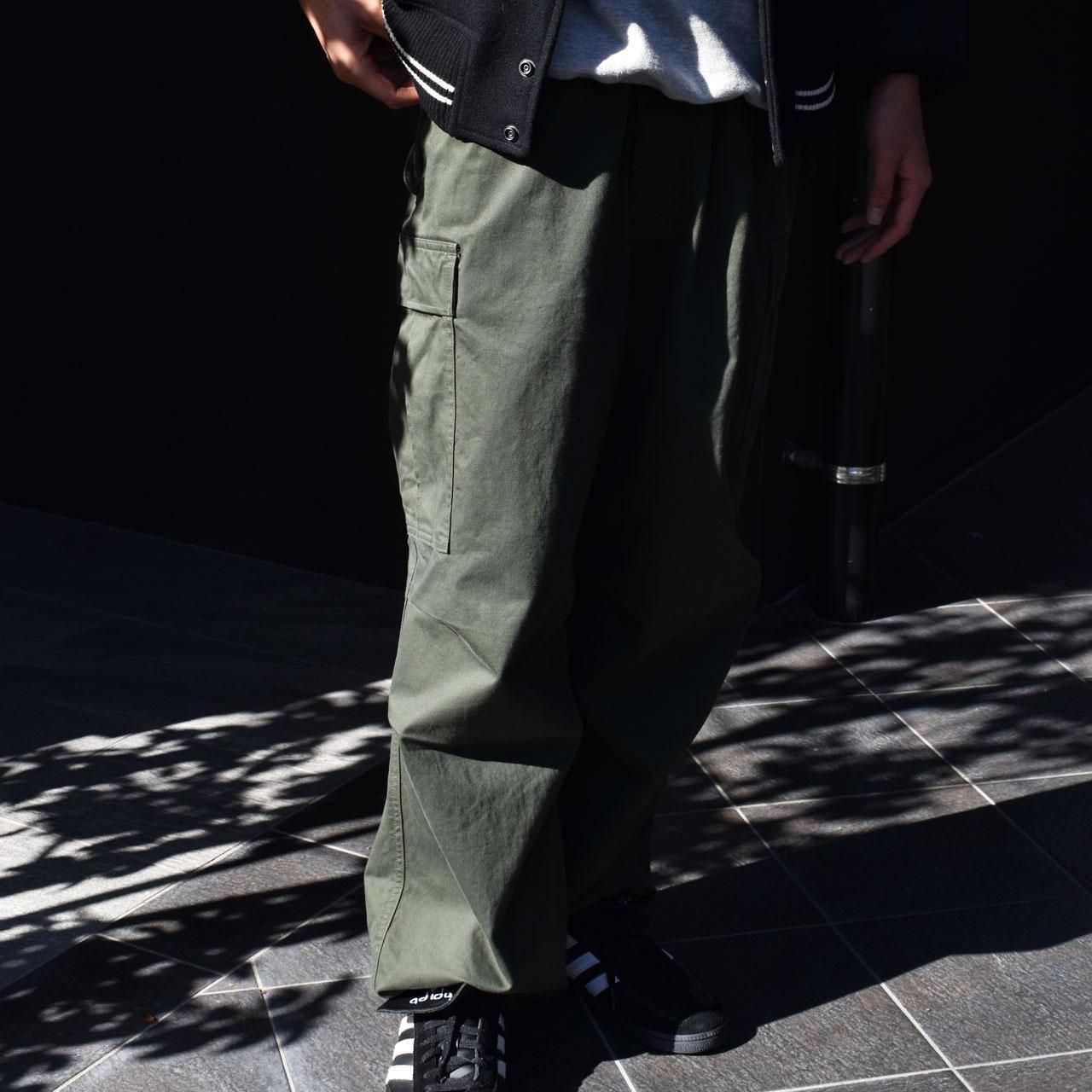 marka (マーカ)23FW/秋冬
OVER PANTS OLIVE -ORGANIC COTTON SATIN BRUSHED-
