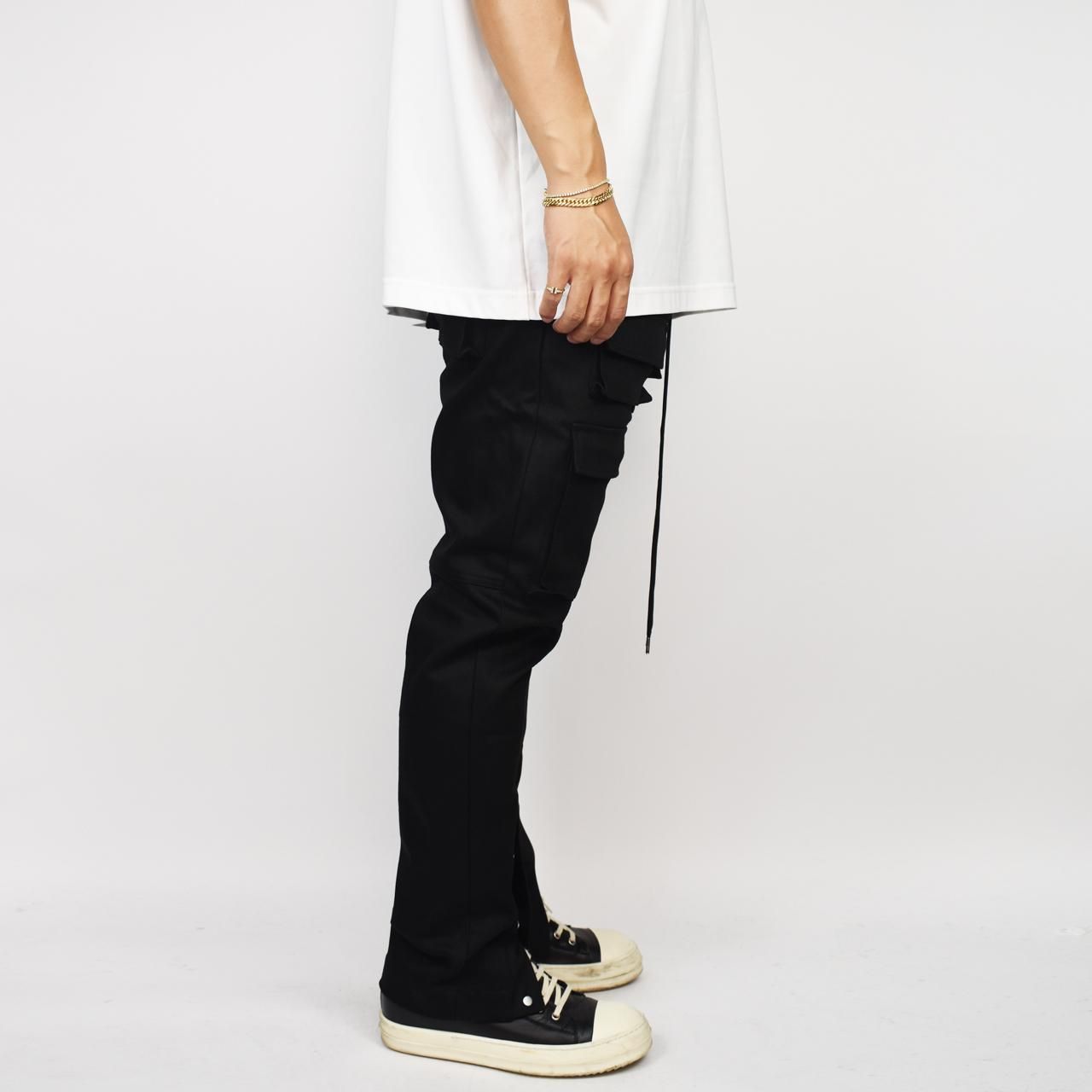 LAid Back Multi Pocket Cargo BLACK