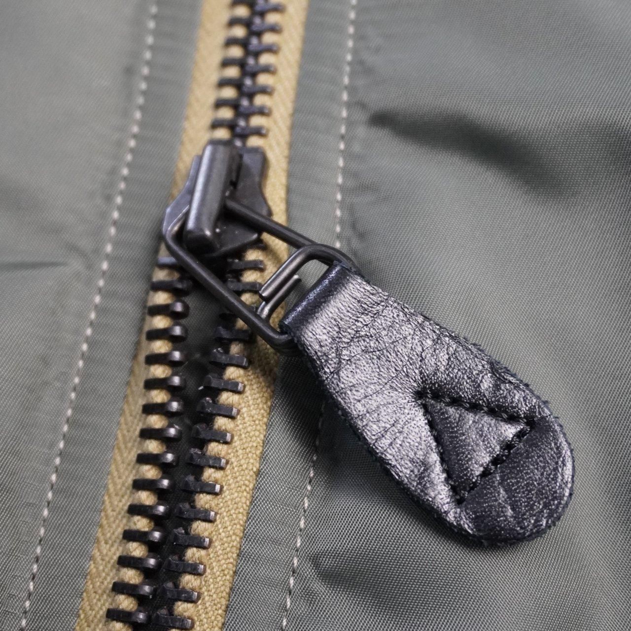 marka(マーカ)24AW/秋冬
M24C-18BL02C
MA-1
フライトジャケット
ミリタリー
ブルゾン
アウター
ショート丈
プロマロフト
中綿