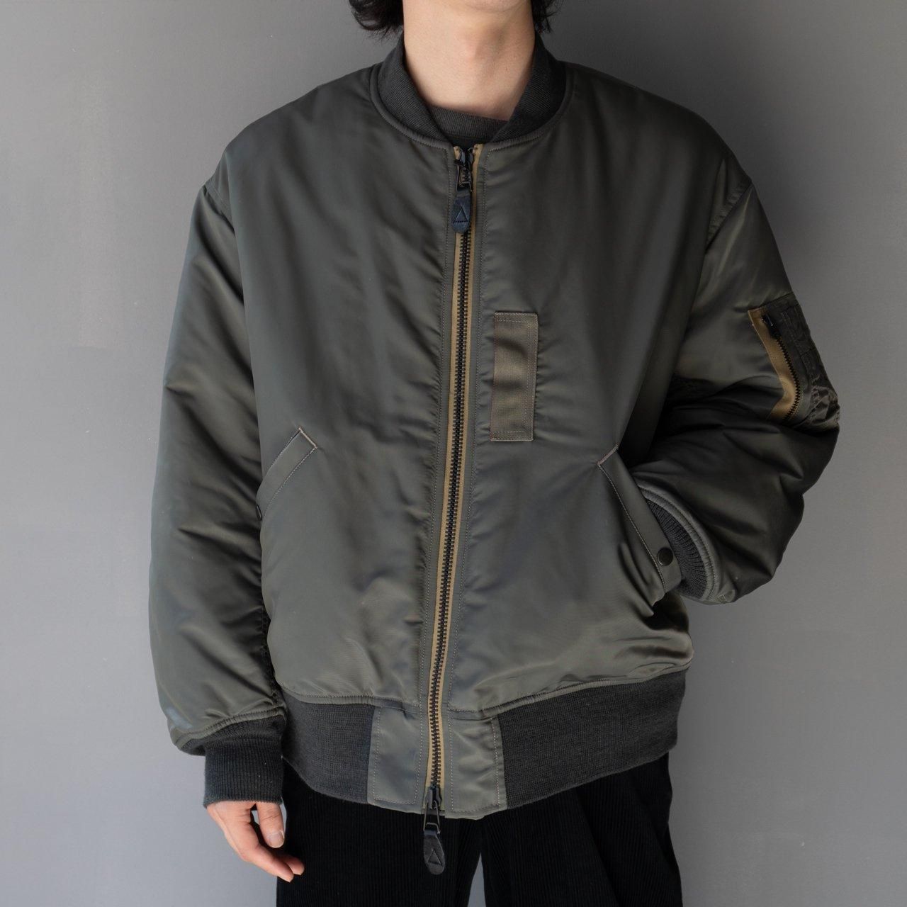 marka(マーカ)24AW/秋冬
M24C-18BL02C
MA-1
フライトジャケット
ミリタリー
ブルゾン
アウター
ショート丈
プロマロフト
中綿