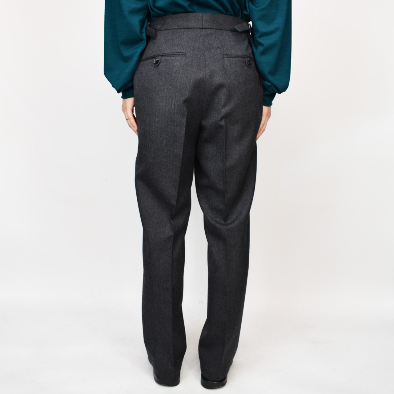 marka (マーカ)｜OFFICER PANTS SEMI FLARED GRAY 正規取扱店 通販サイト