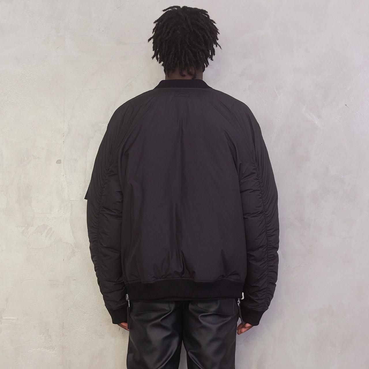 MLVINCE (メルヴィンス)23AW/秋冬
REVERSIBLE LIMONTA DOWN MA-1 BLACK
リモンタナイロンダウンMA-1 ブラック