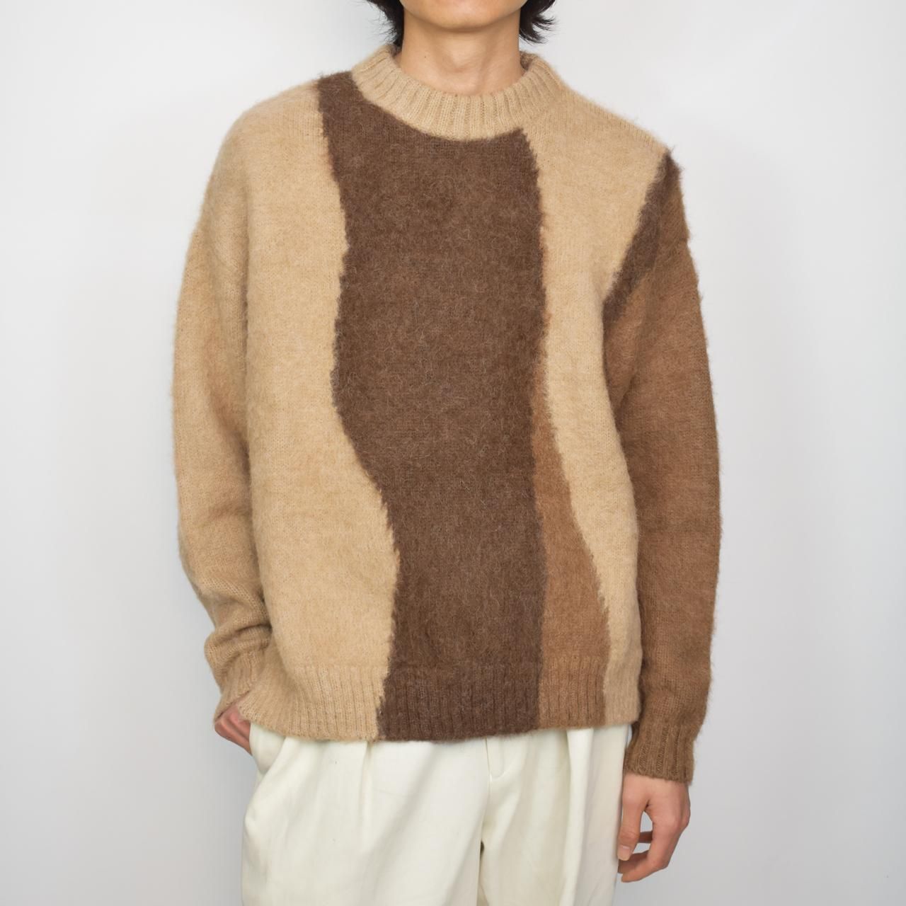 MARKAWARE (マーカウェア)23AW/秋冬
STRATUM JUMPER GRAY -FINE ALPACA-
アルパカプルオーバーニット