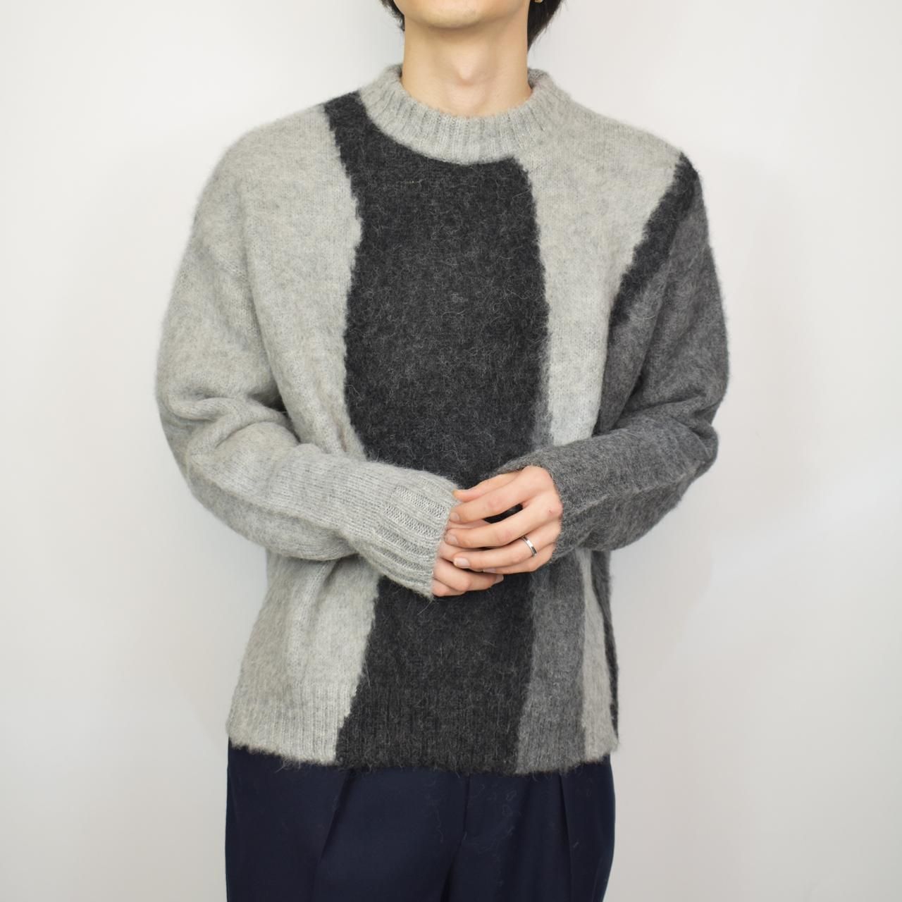 MARKAWARE (マーカウェア)23AW/秋冬
STRATUM JUMPER GRAY -FINE ALPACA-
アルパカプルオーバーニット