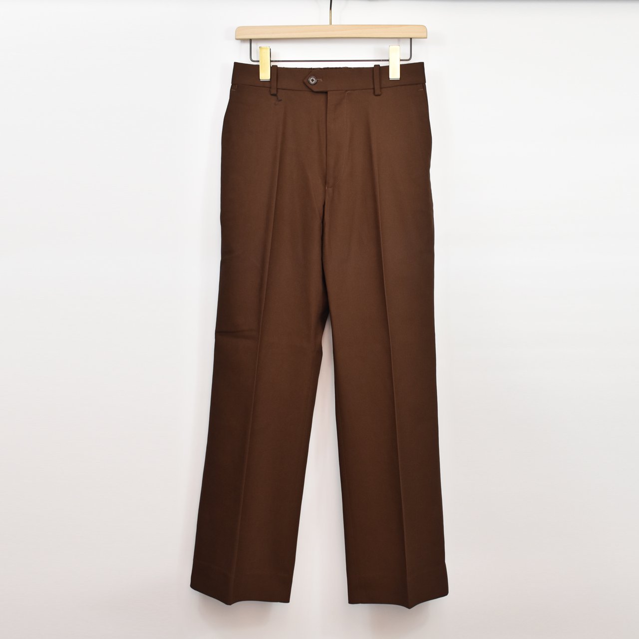 MARKAWARE (マーカウェア) 24SS/春夏
FLAT FRONT FLARED TROUSERS BROWN 
-ORGANIC COTTON SURVIVAL CLOTH-
