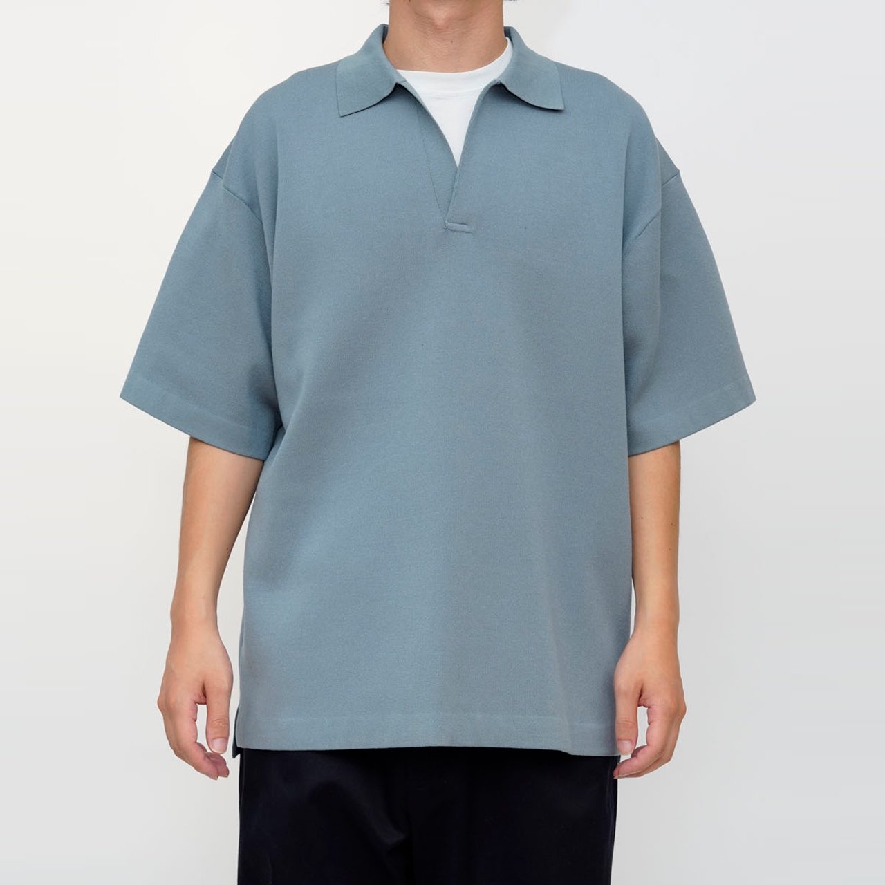 <img class='new_mark_img1' src='https://img.shop-pro.jp/img/new/icons5.gif' style='border:none;display:inline;margin:0px;padding:0px;width:auto;' />UNIVERSAL PRODUCTS (˥Сץ)SKIPPER SHORT SLEEVE KNIT SHIRTS BLUE GRAY