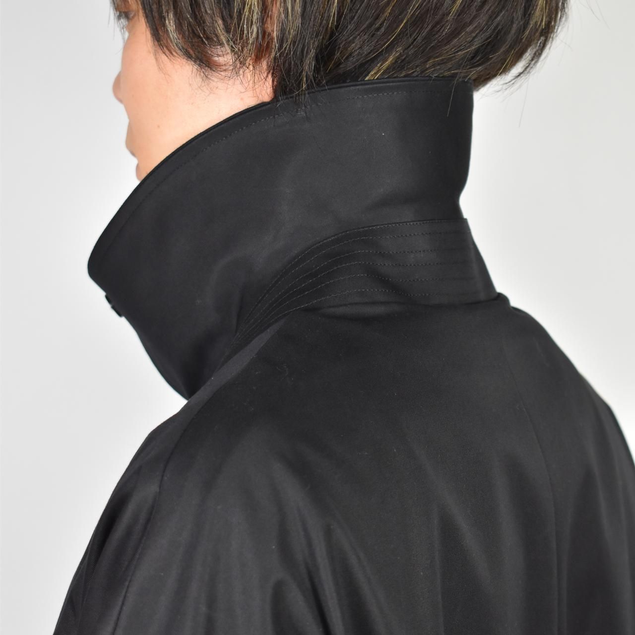 MARKAWARE(マーカウェア)24SS/春夏
HUGE SINGLE TRENCH COAT BLACK
-ORGANIC GIZA GABARDINE-
ヒュージシングルトレンチコート
A24A-06CO01C