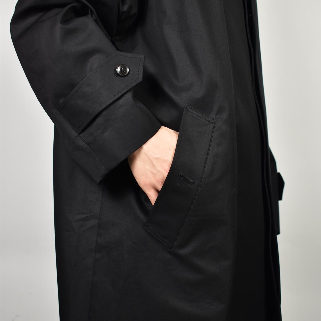 MARKAWARE(マーカウェア)24SS/春夏
HUGE SINGLE TRENCH COAT BLACK
-ORGANIC GIZA GABARDINE-
ヒュージシングルトレンチコート
A24A-06CO01C