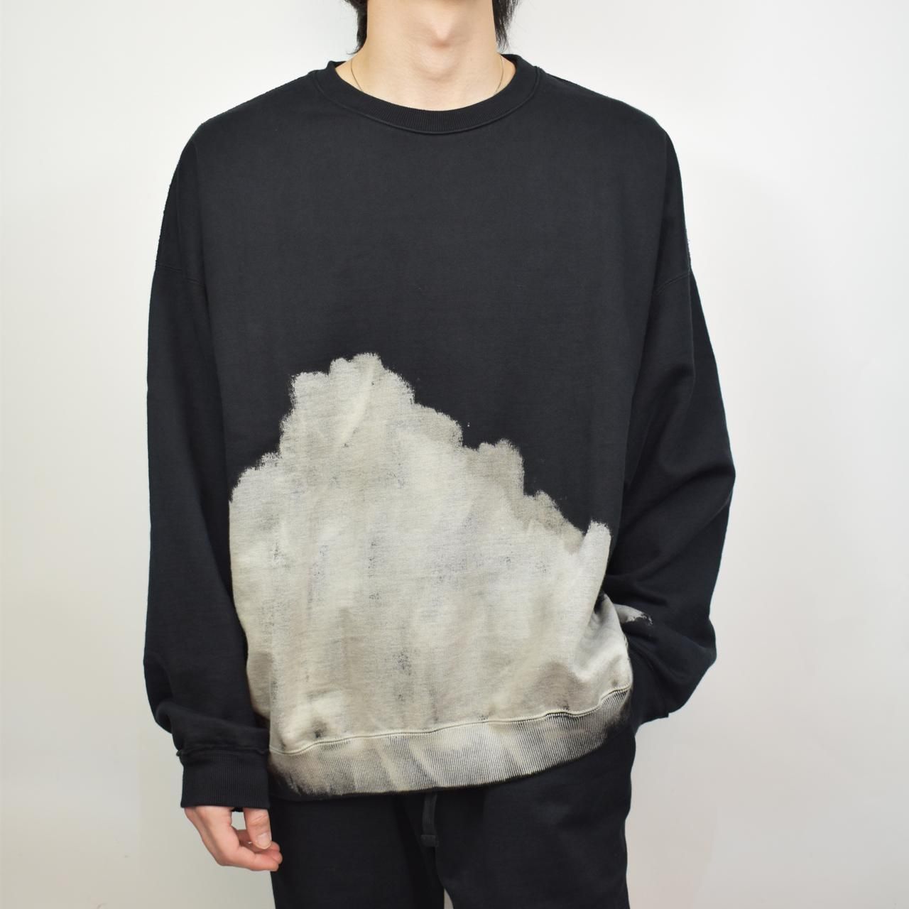 MARKAWARE(マーカウェア)24SS/春夏
HUGE SWEAT "CLOUDY BLEACHING"
-ORGANIC COTTON HEAVY FLEECE-
ヒュージスウェット
ブリーチ加工