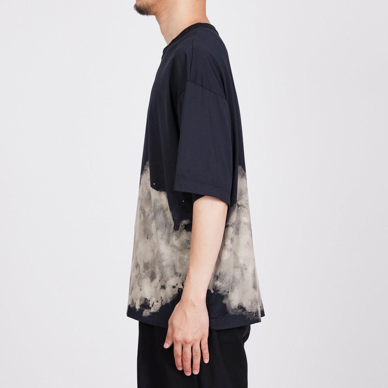 MARKAWARE (マーカウェア) 24SS/春夏
COMFORT FIT Tee "CLOUDY BLEACHING"
コンフォートフィットTee
ブリーチ加工
半袖Tシャツ
