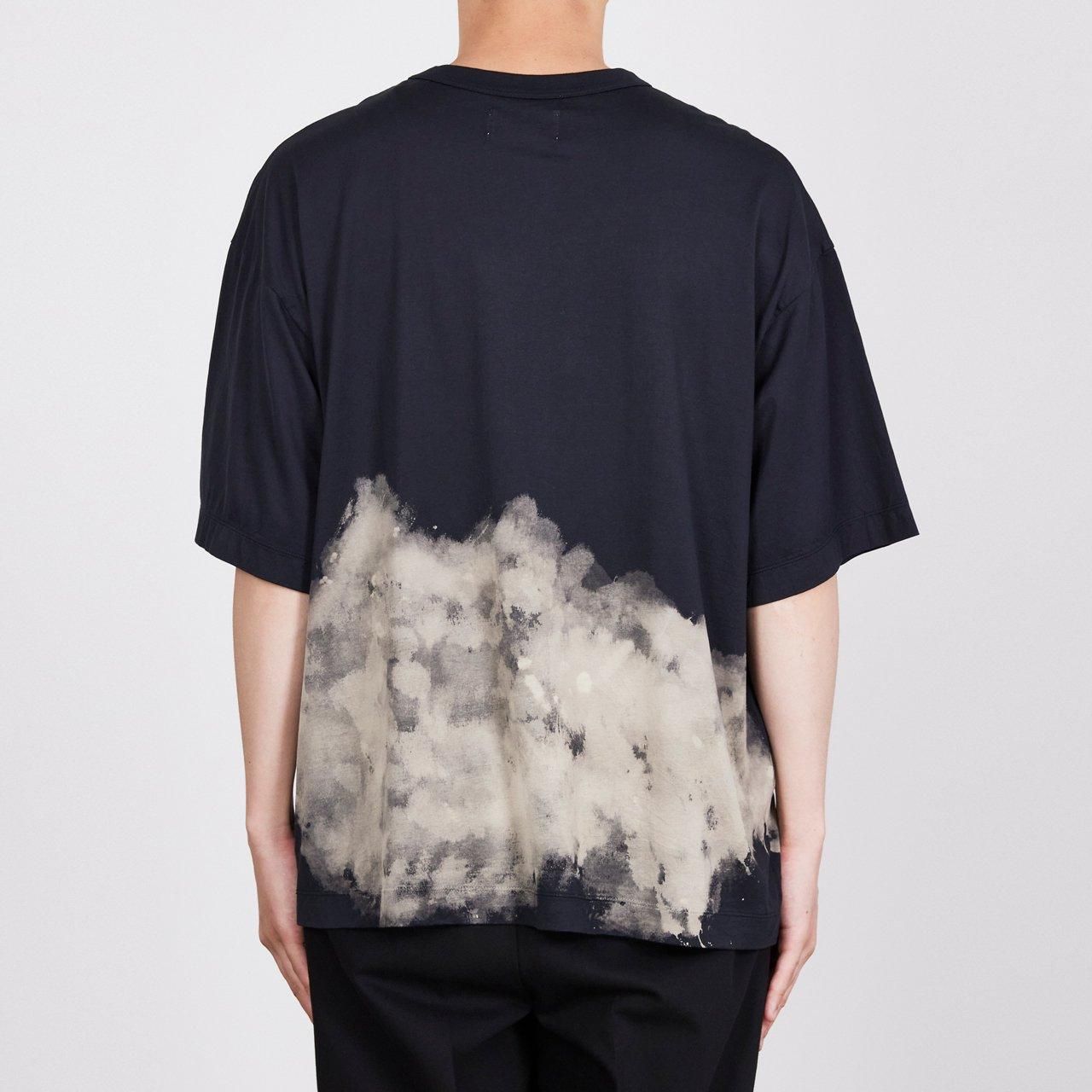 MARKAWARE (マーカウェア) 24SS/春夏
COMFORT FIT Tee "CLOUDY BLEACHING"
コンフォートフィットTee
ブリーチ加工
半袖Tシャツ
