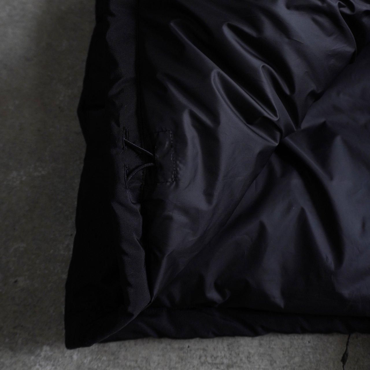 MARKAWARE (ޡ)SILK SHORT DOWN VEST BLACK -SILK GROSGRAIN-