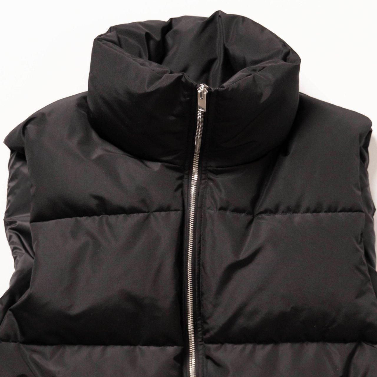 MARKAWARE (ޡ)SILK SHORT DOWN VEST BLACK -SILK GROSGRAIN-