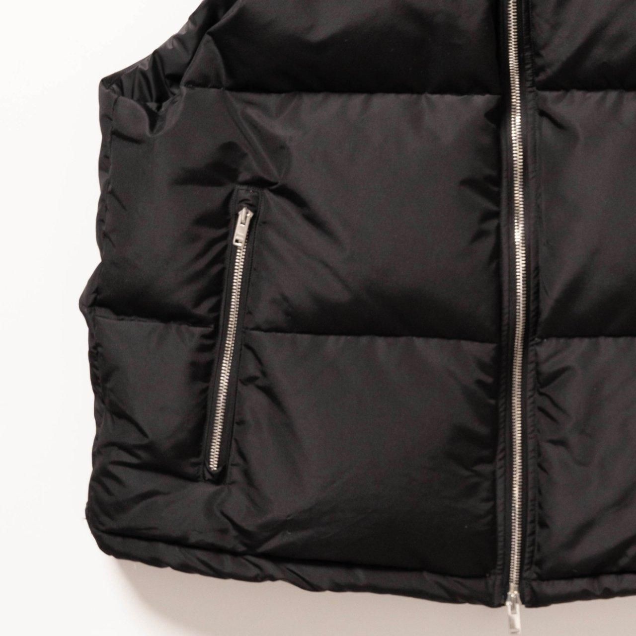 MARKAWARE (ޡ)SILK SHORT DOWN VEST BLACK -SILK GROSGRAIN-