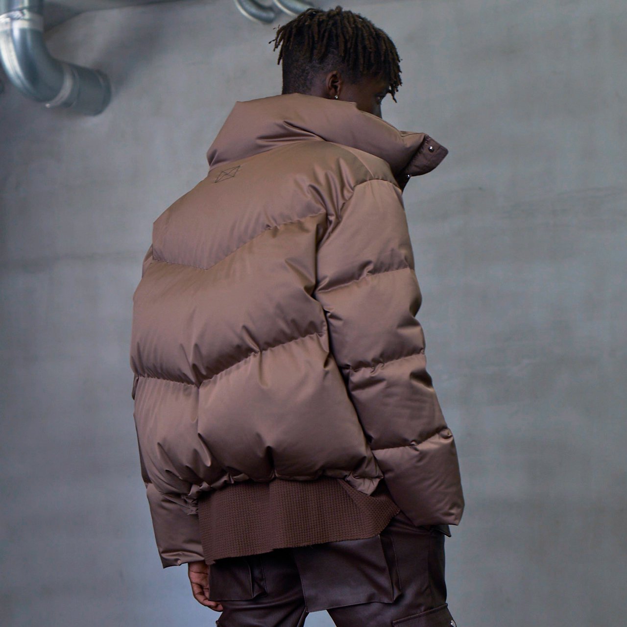 <img class='new_mark_img1' src='https://img.shop-pro.jp/img/new/icons5.gif' style='border:none;display:inline;margin:0px;padding:0px;width:auto;' />MLVINCE () | LIMONTA OLD SCHOOL DOWN JACKET BEIGE