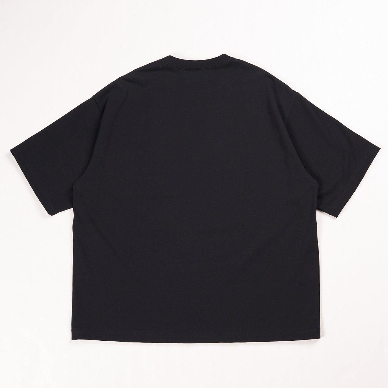 ͽ marka (ޡ)LOOSE FIT POCKET TEE BLACK -20//1 RECYCLE SUVIN ORGANIC COTTON KNIT-