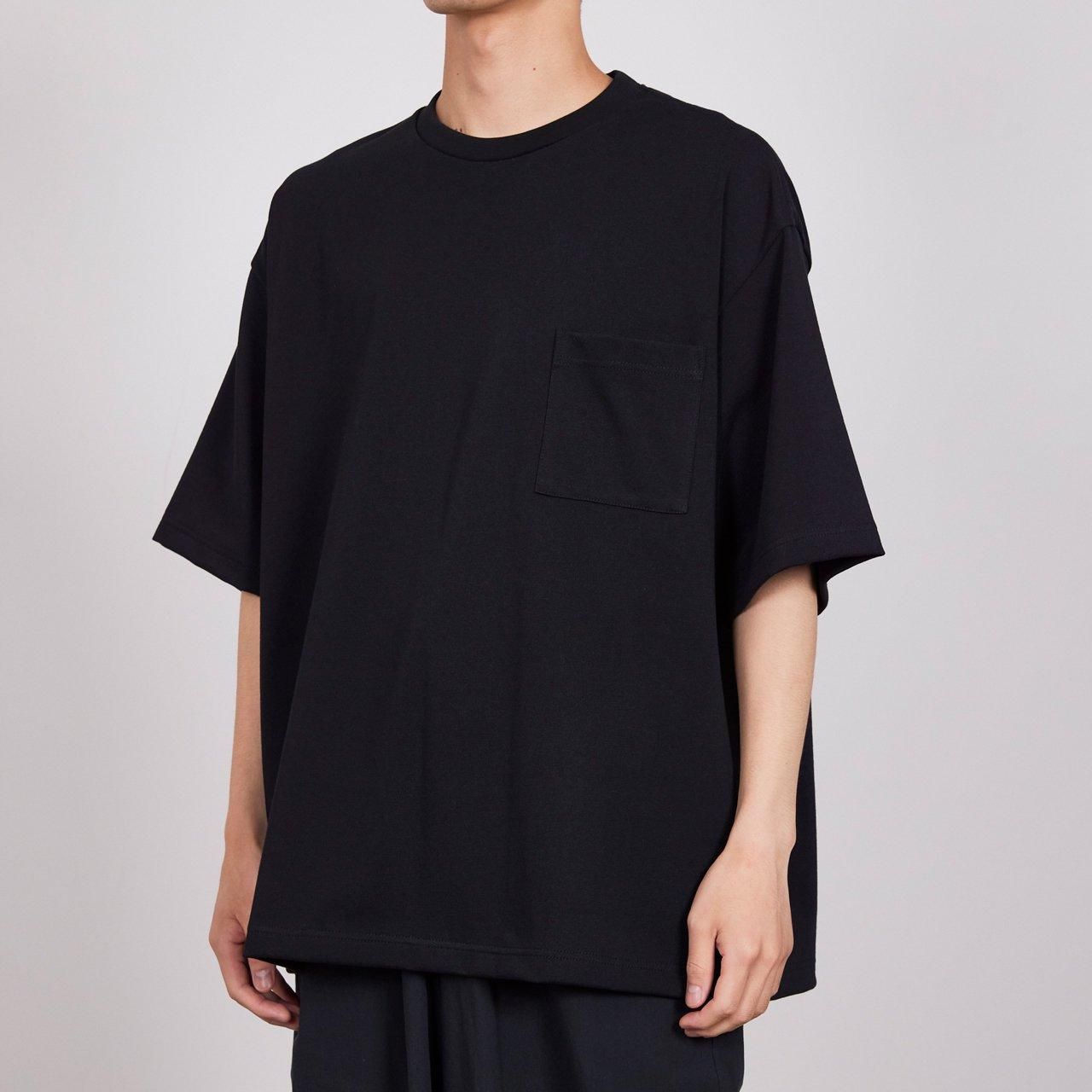 ͽ marka (ޡ)LOOSE FIT POCKET TEE BLACK -20//1 RECYCLE SUVIN ORGANIC COTTON KNIT-