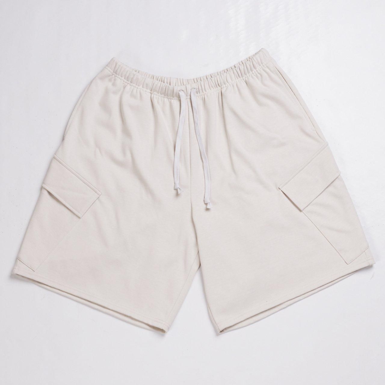 <img class='new_mark_img1' src='https://img.shop-pro.jp/img/new/icons5.gif' style='border:none;display:inline;margin:0px;padding:0px;width:auto;' />marka (ޡ)CARGO SHORTS OFF WHITE -20//1 RECYCLE SUVIN ORGANIC COTTON KNIT-