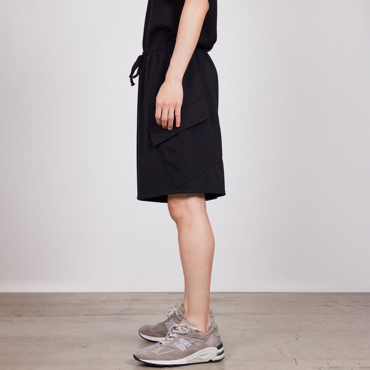 <img class='new_mark_img1' src='https://img.shop-pro.jp/img/new/icons5.gif' style='border:none;display:inline;margin:0px;padding:0px;width:auto;' />marka (ޡ)CARGO SHORTS BLACK -20//1 RECYCLE SUVIN ORGANIC COTTON KNIT-
