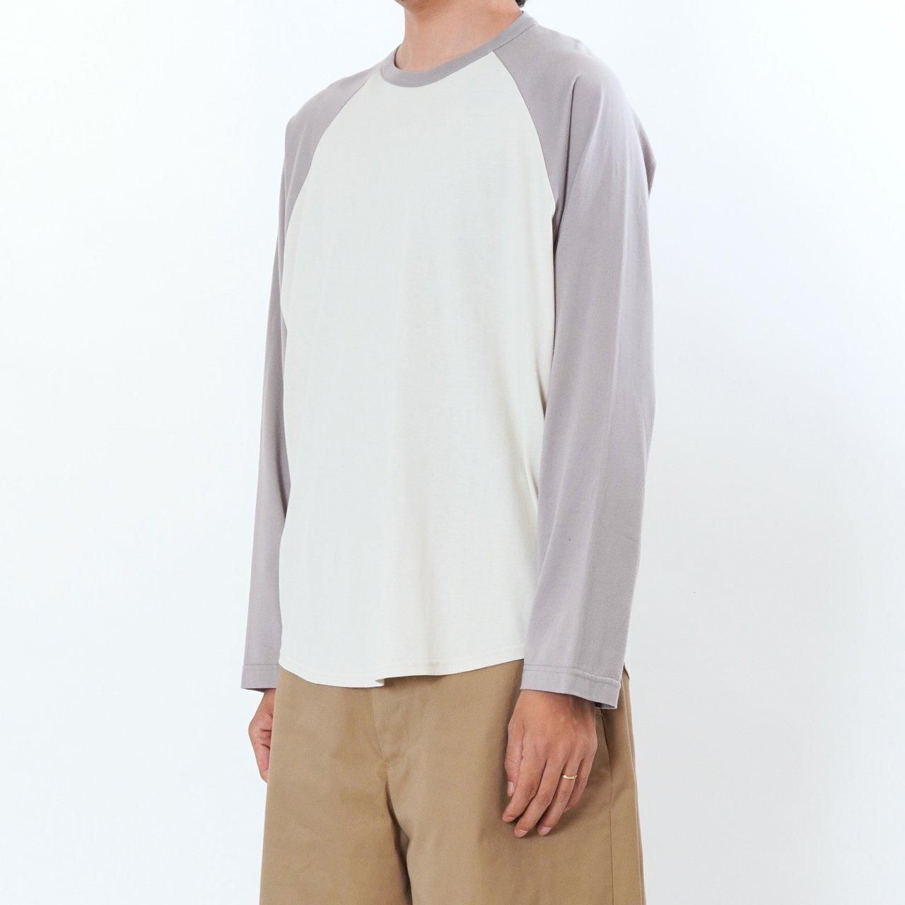 <img class='new_mark_img1' src='https://img.shop-pro.jp/img/new/icons5.gif' style='border:none;display:inline;margin:0px;padding:0px;width:auto;' />20%OFF UNIVERSAL PRODUCTS (˥Сץ)BASEBALL L/S T-SHIRTS GREIGE