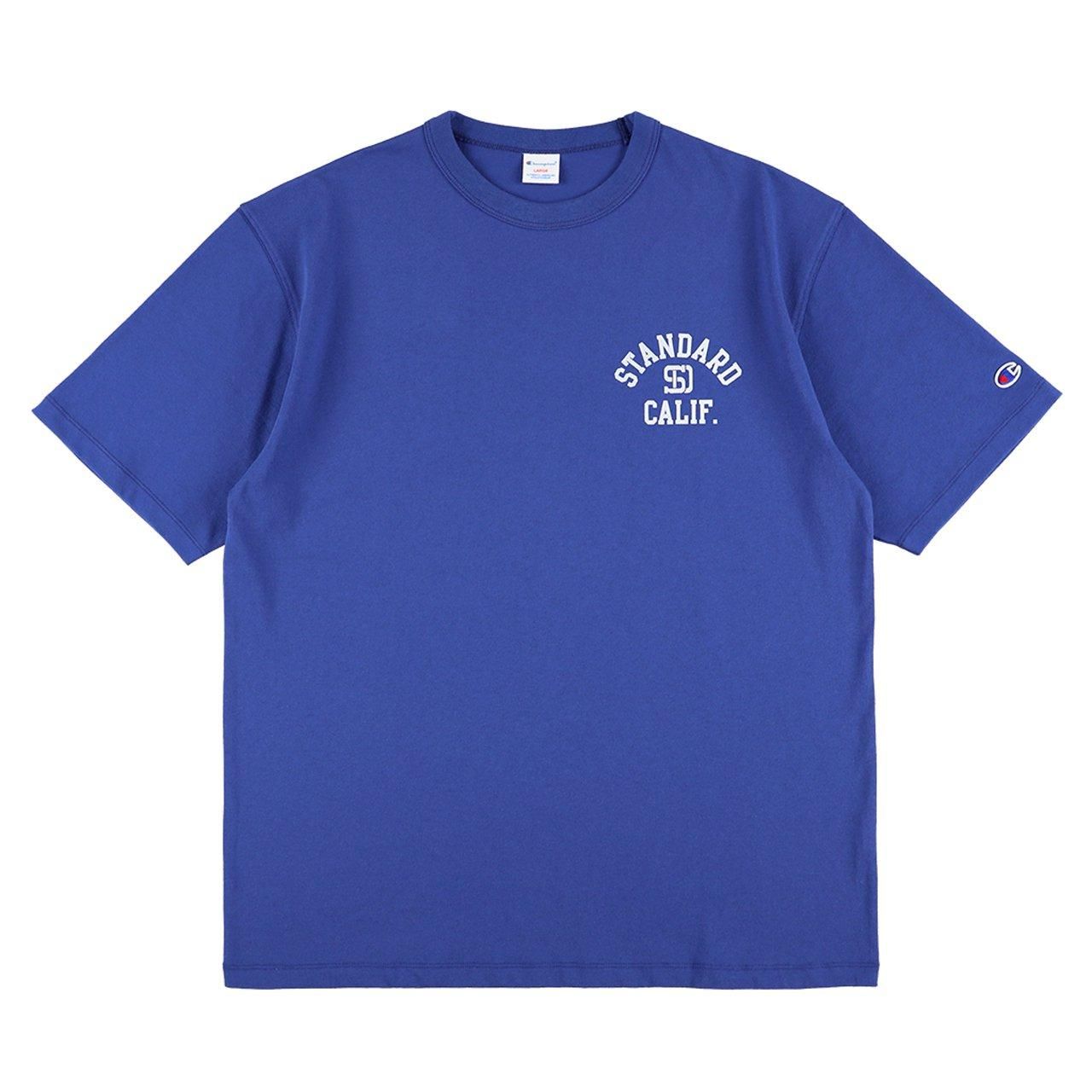<img class='new_mark_img1' src='https://img.shop-pro.jp/img/new/icons5.gif' style='border:none;display:inline;margin:0px;padding:0px;width:auto;' />STANDARD CALIFORNIA ( ե˥)Champion for SD Exclusive Heavyweight Logo Tee Blue