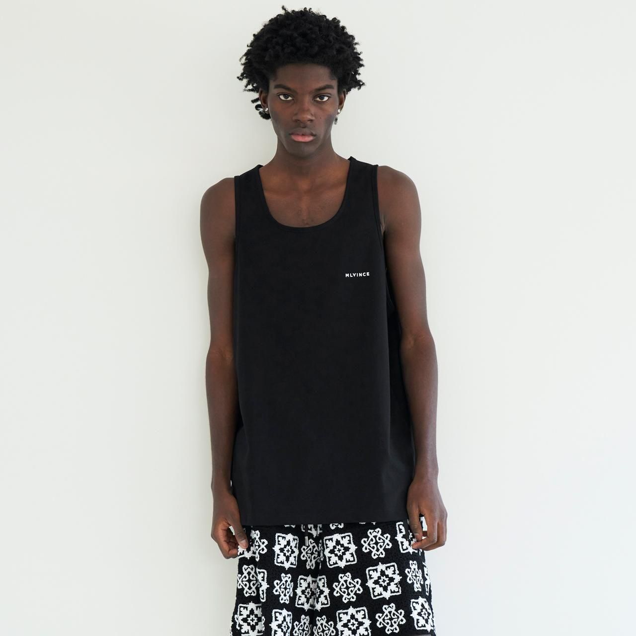 <img class='new_mark_img1' src='https://img.shop-pro.jp/img/new/icons5.gif' style='border:none;display:inline;margin:0px;padding:0px;width:auto;' />MLVINCE () | CLASSIC LOGO TANK BLACK