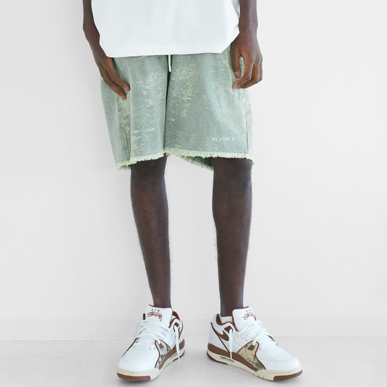 <img class='new_mark_img1' src='https://img.shop-pro.jp/img/new/icons5.gif' style='border:none;display:inline;margin:0px;padding:0px;width:auto;' />MLVINCE () | EASY DENIM SHORTS INDIGO