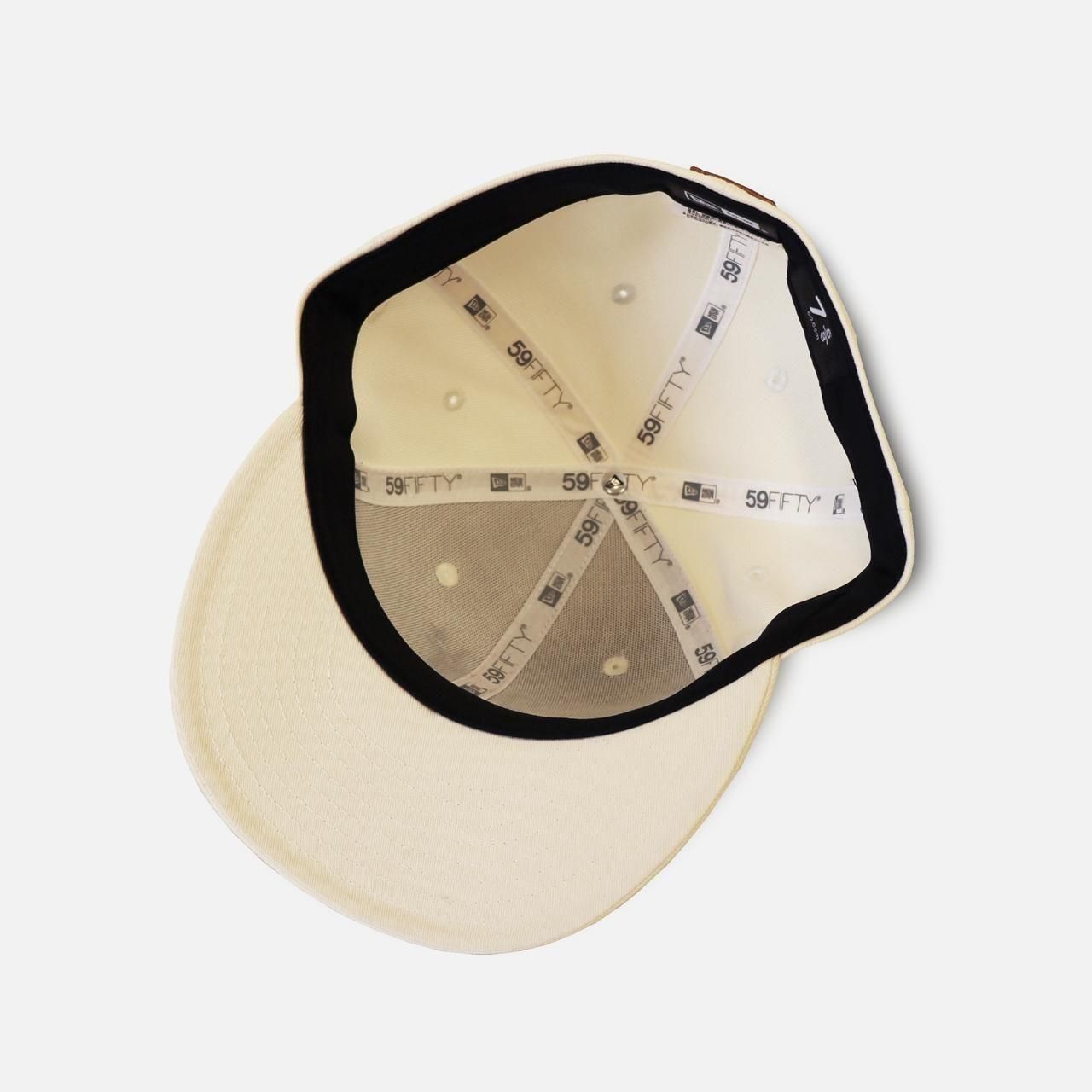 <img class='new_mark_img1' src='https://img.shop-pro.jp/img/new/icons5.gif' style='border:none;display:inline;margin:0px;padding:0px;width:auto;' />MLVINCE () | NEWERA 59FIFTY AUTHENTIC LOGO CAP CREAMBEIGE