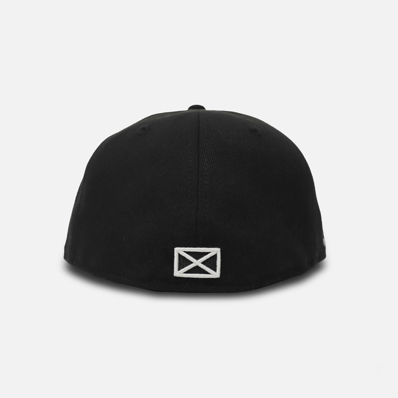 <img class='new_mark_img1' src='https://img.shop-pro.jp/img/new/icons5.gif' style='border:none;display:inline;margin:0px;padding:0px;width:auto;' />MLVINCE () | NEWERA 59FIFTY AUTHENTIC LOGO CAP BLACKWHITE