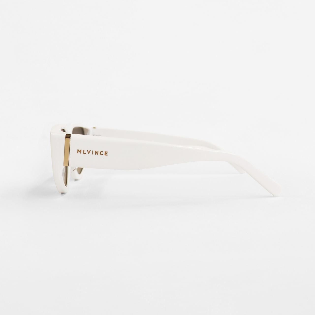 <img class='new_mark_img1' src='https://img.shop-pro.jp/img/new/icons5.gif' style='border:none;display:inline;margin:0px;padding:0px;width:auto;' />MLVINCE () | JIMMY SUNGLASSES WHITE