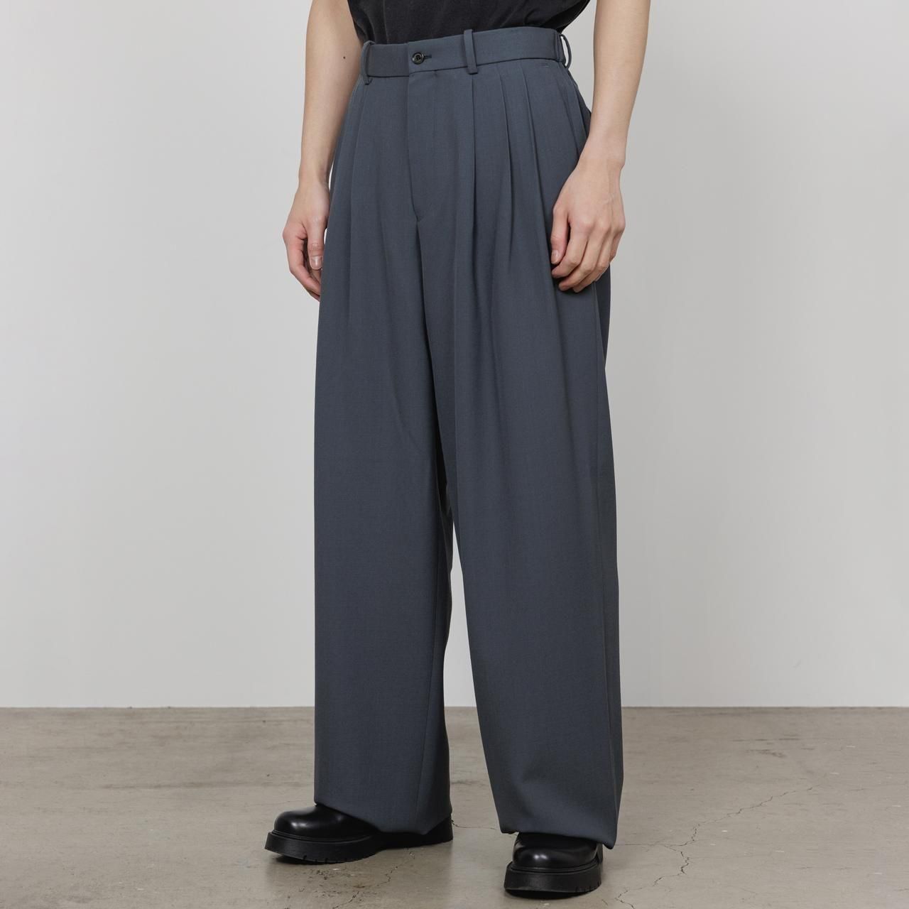 ͽ MARKAWARE (ޡ)TRIPLE PLEATED WIDE TROUSERS FOREST GRAY -ORGANIC WOOL SURVIVAL CLOTH-