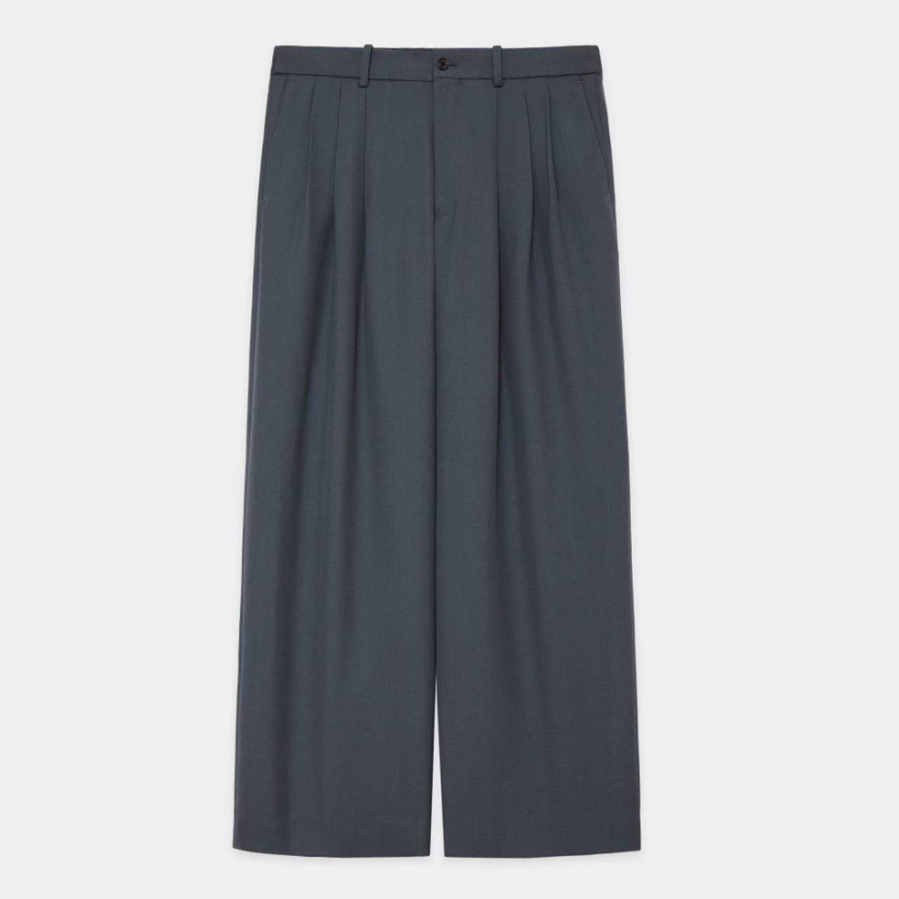 <img class='new_mark_img1' src='https://img.shop-pro.jp/img/new/icons5.gif' style='border:none;display:inline;margin:0px;padding:0px;width:auto;' />MARKAWARE (ޡ)TRIPLE PLEATED WIDE TROUSERS FOREST GRAY -ORGANIC WOOL SURVIVAL CLOTH-