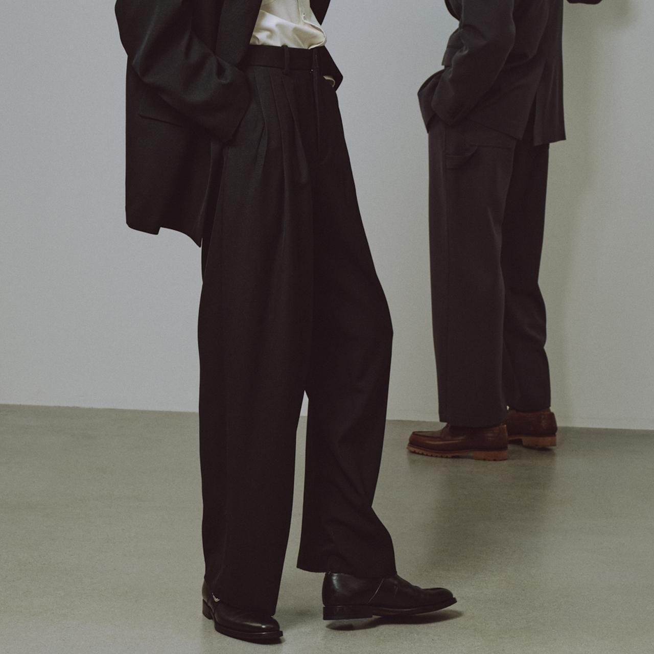 <img class='new_mark_img1' src='https://img.shop-pro.jp/img/new/icons5.gif' style='border:none;display:inline;margin:0px;padding:0px;width:auto;' />MARKAWARE (ޡ)TRIPLE PLEATED WIDE TROUSERS BLACK -ORGANIC WOOL SURVIVAL CLOTH-