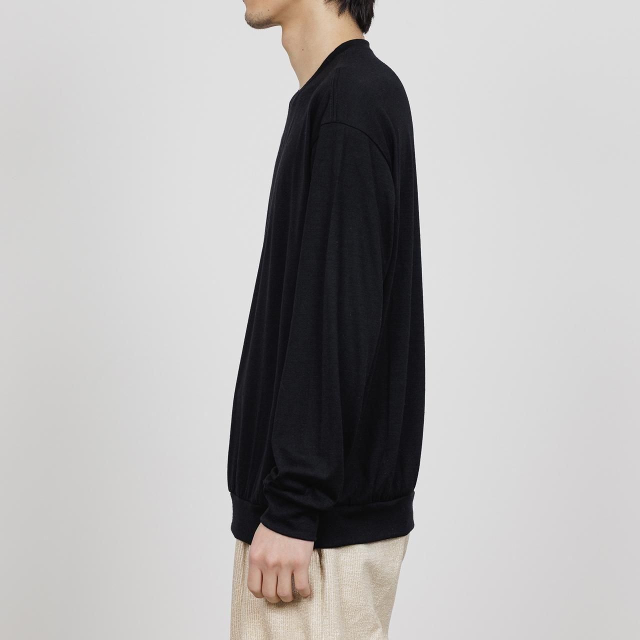 <img class='new_mark_img1' src='https://img.shop-pro.jp/img/new/icons5.gif' style='border:none;display:inline;margin:0px;padding:0px;width:auto;' />marka (ޡ)CREW NECK BLACK -2/72 WOOL SINGLE JERSEY WASHHABLE-