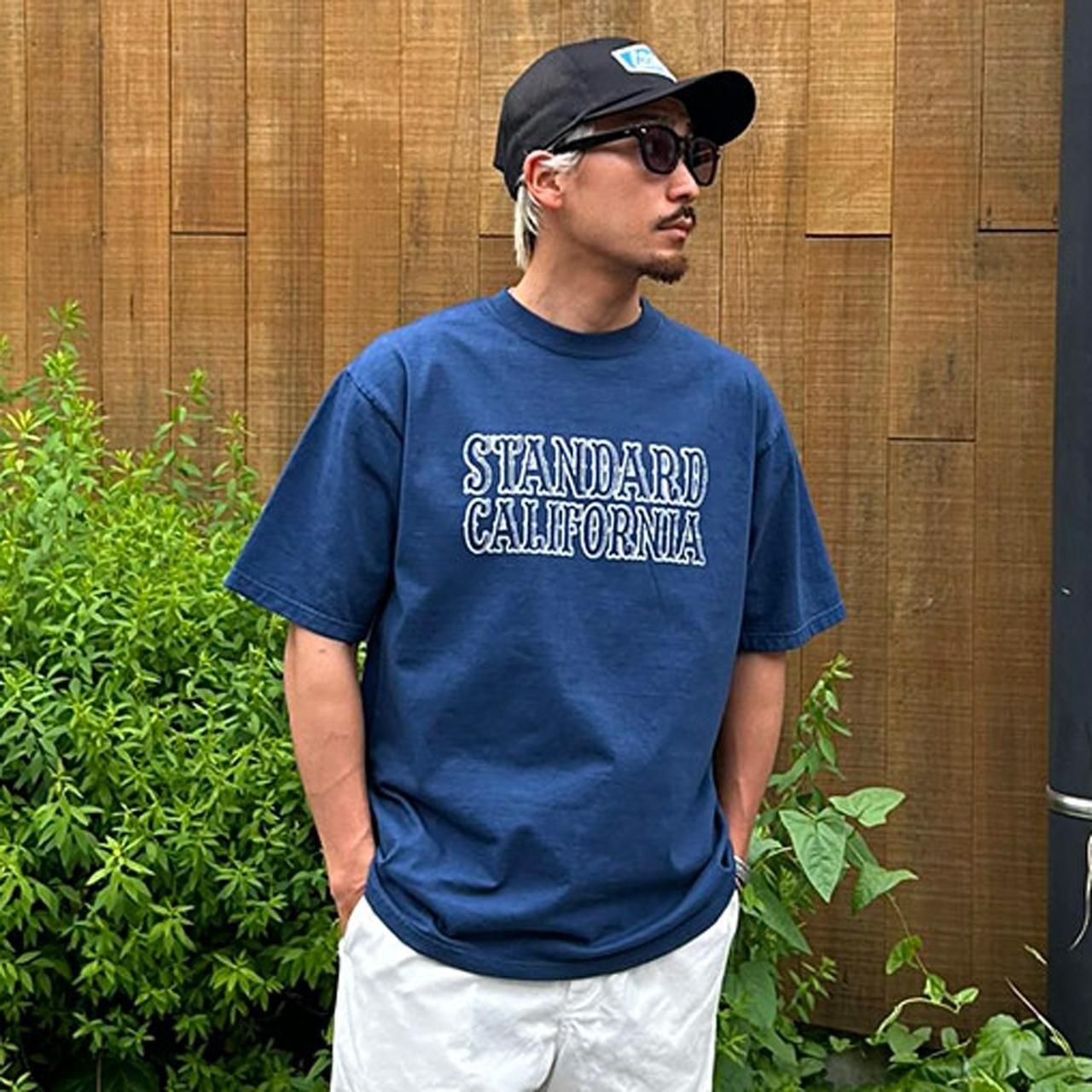 <img class='new_mark_img1' src='https://img.shop-pro.jp/img/new/icons5.gif' style='border:none;display:inline;margin:0px;padding:0px;width:auto;' />STANDARD CALIFORNIA ( ե˥)SD Heavyweight Basic Logo Tee Navy