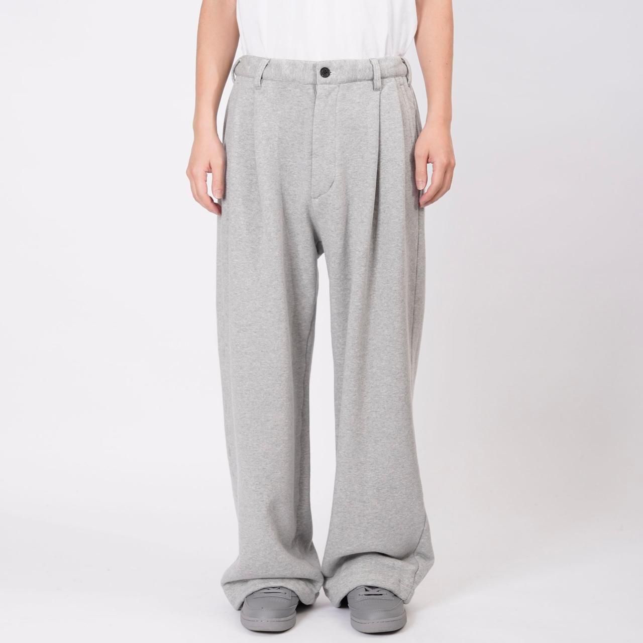 <img class='new_mark_img1' src='https://img.shop-pro.jp/img/new/icons5.gif' style='border:none;display:inline;margin:0px;padding:0px;width:auto;' />UNIVERSAL PRODUCTS (˥Сץ)JAMBERCA SWEAT STARAIGHT PANT GRAY