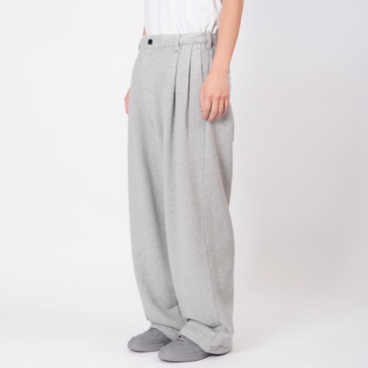 <img class='new_mark_img1' src='https://img.shop-pro.jp/img/new/icons5.gif' style='border:none;display:inline;margin:0px;padding:0px;width:auto;' />UNIVERSAL PRODUCTS (˥Сץ)JAMBERCA SWEAT STARAIGHT PANT GRAY