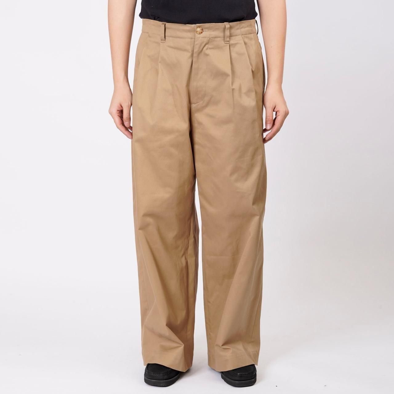ͽ UNIVERSAL PRODUCTS (˥Сץ)2TUCK WIDE CHINO TROUSERS CAMEL