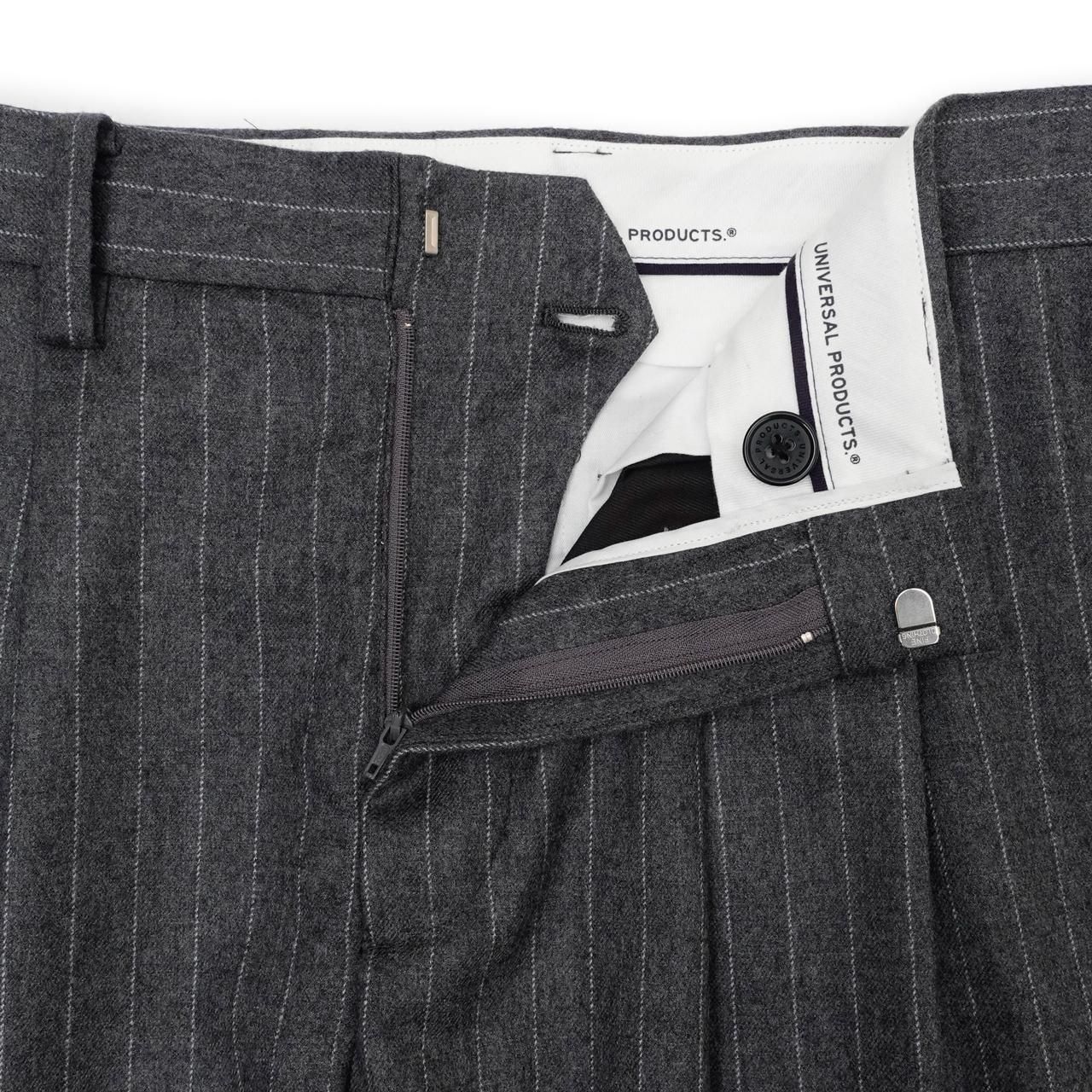 <img class='new_mark_img1' src='https://img.shop-pro.jp/img/new/icons5.gif' style='border:none;display:inline;margin:0px;padding:0px;width:auto;' />UNIVERSAL PRODUCTS (˥Сץ)WOOL 2 TUCK TROUSERS GRAY STRIPE
