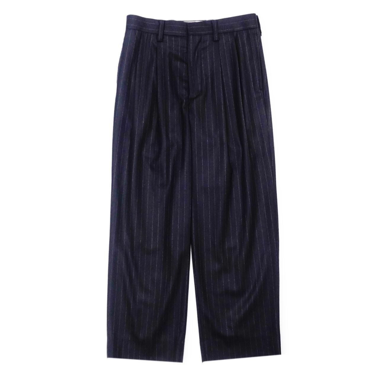 <img class='new_mark_img1' src='https://img.shop-pro.jp/img/new/icons5.gif' style='border:none;display:inline;margin:0px;padding:0px;width:auto;' />UNIVERSAL PRODUCTS (˥Сץ)WOOL 2 TUCK TROUSERS NAVY STRIPE