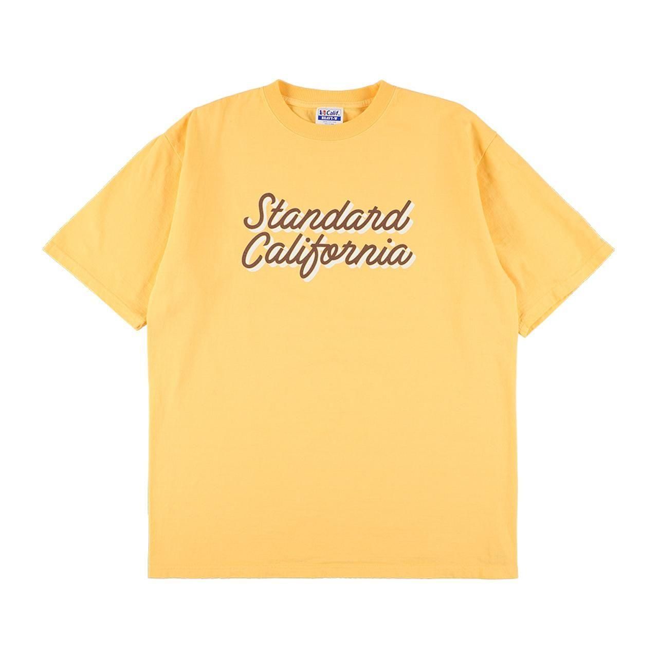 <img class='new_mark_img1' src='https://img.shop-pro.jp/img/new/icons5.gif' style='border:none;display:inline;margin:0px;padding:0px;width:auto;' />STANDARD CALIFORNIA ( ե˥)SD Heavyweight Modern Twist Signs Logo Tee Yellow