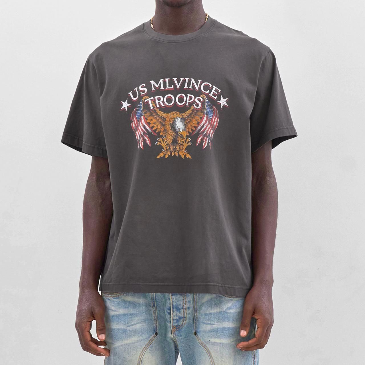 <img class='new_mark_img1' src='https://img.shop-pro.jp/img/new/icons5.gif' style='border:none;display:inline;margin:0px;padding:0px;width:auto;' />MLVINCE () | TROOPS S/S TEE WASHED BLACK