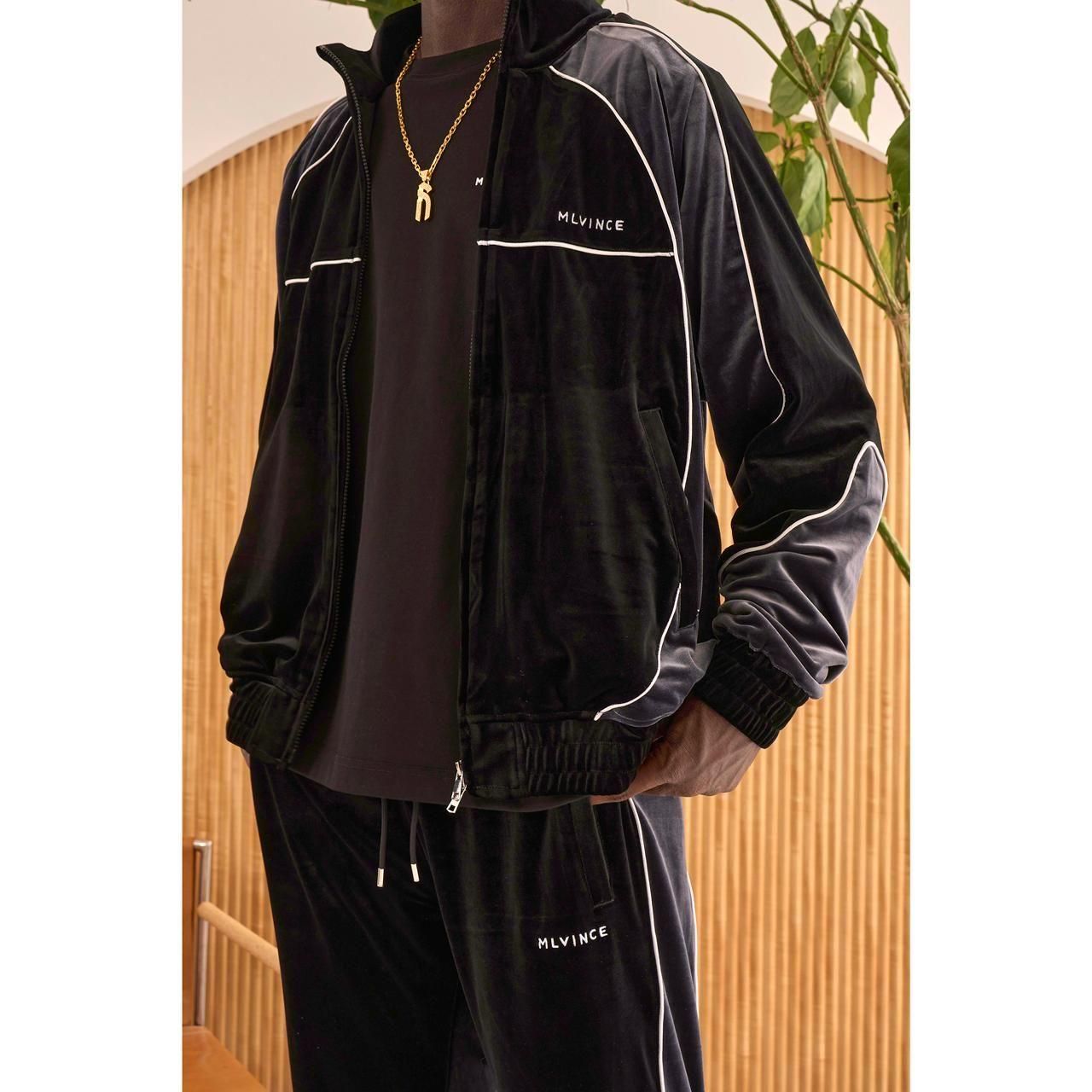 <img class='new_mark_img1' src='https://img.shop-pro.jp/img/new/icons5.gif' style='border:none;display:inline;margin:0px;padding:0px;width:auto;' />MLVINCE () |  VELOR TRACK JACKET BLACK